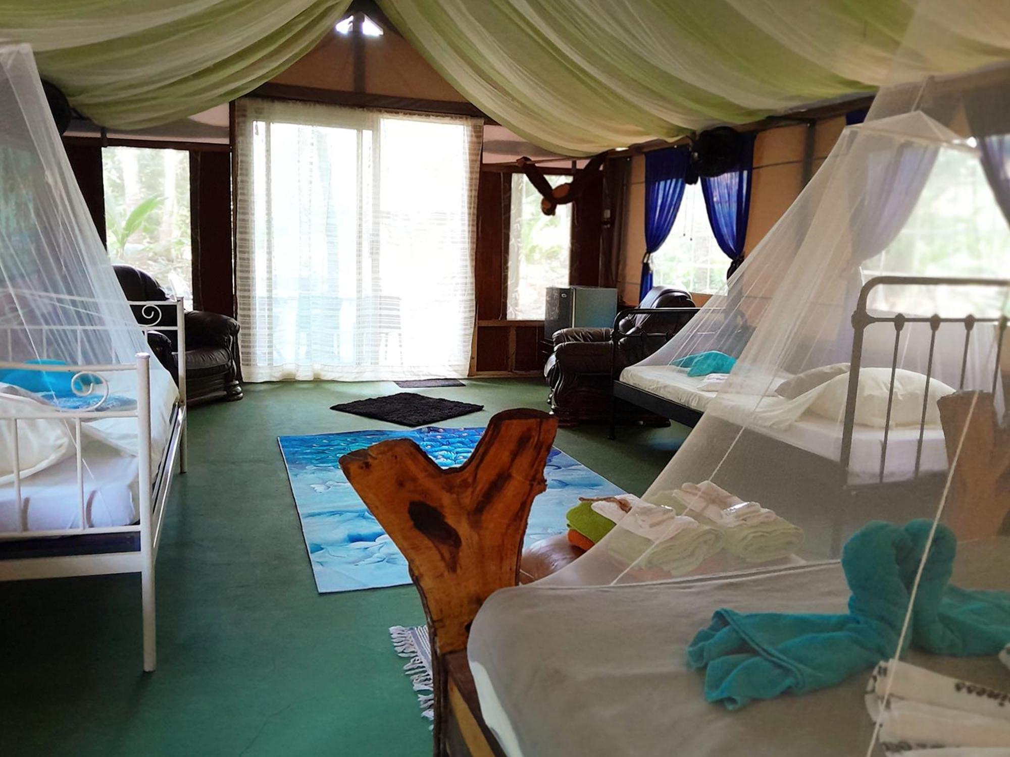 Fully Furnished Family Jungle Tent, Latino Glamping Paquera Exteriör bild