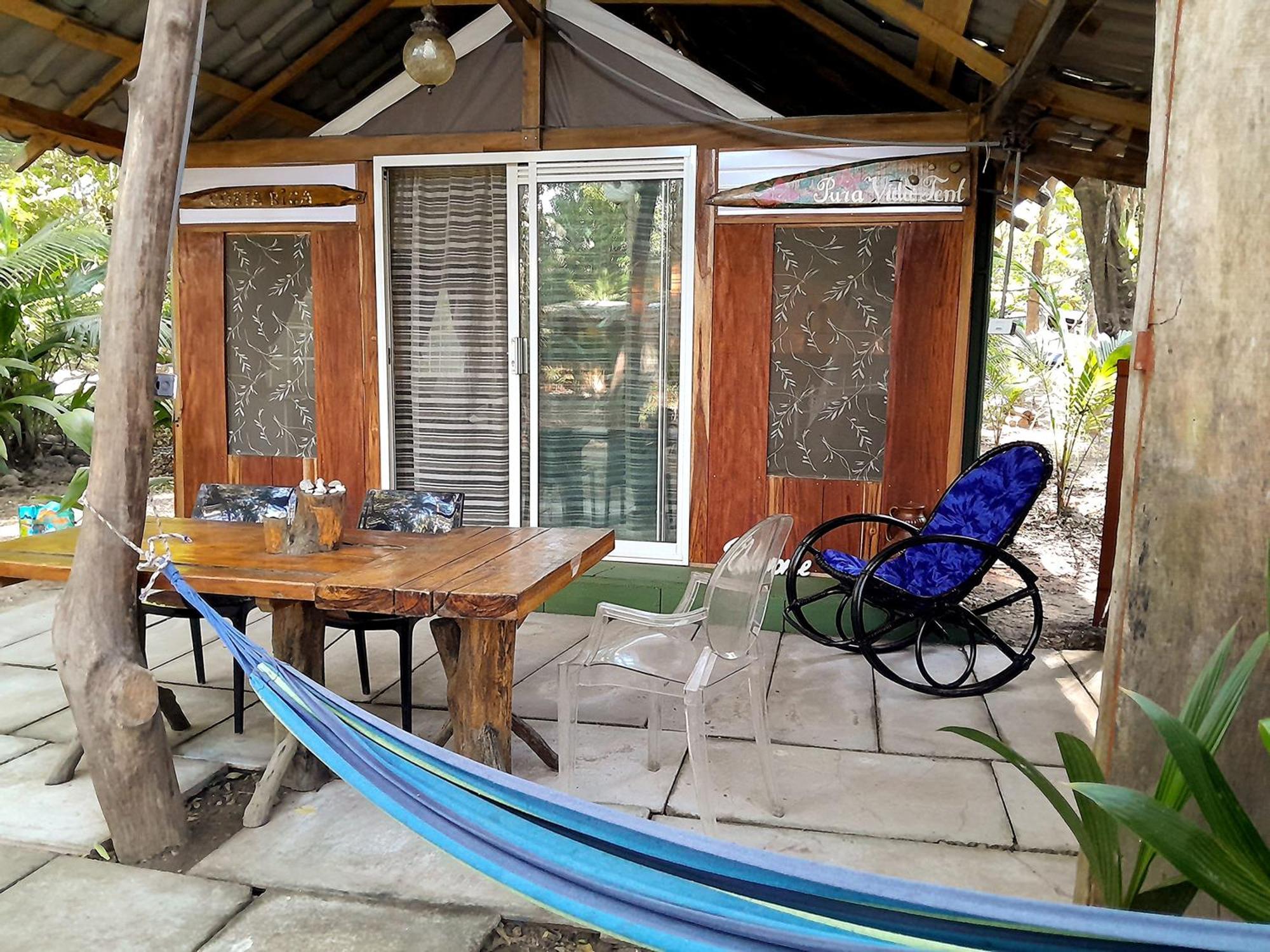 Fully Furnished Family Jungle Tent, Latino Glamping Paquera Exteriör bild